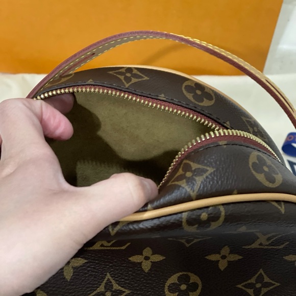 Louis Vuitton BOITE CHAPEAU SOUPLE PM (Brand New) - Picture 11 of 12